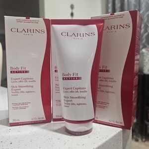 Clarins Body Fit Active Cream - Red and White